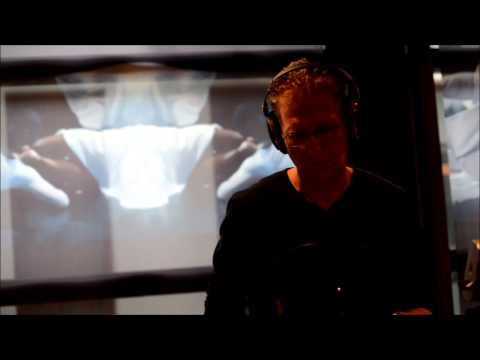 Synthex and Gert Emmens - Onyx