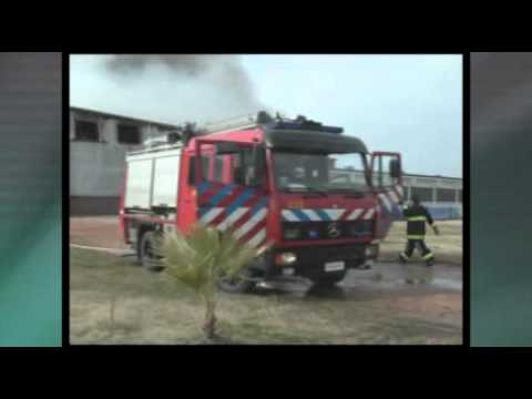 Incendio destruyó totalmente una fábrica de alfombras