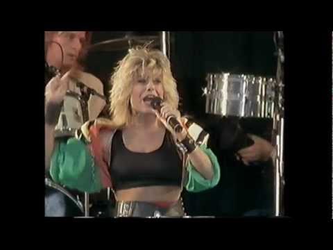 Pernilla Wahlgren på Liseberg 1986, 1 av 3