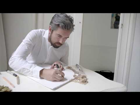 The making of the golden Dennis Diem dress powered by Jobbird