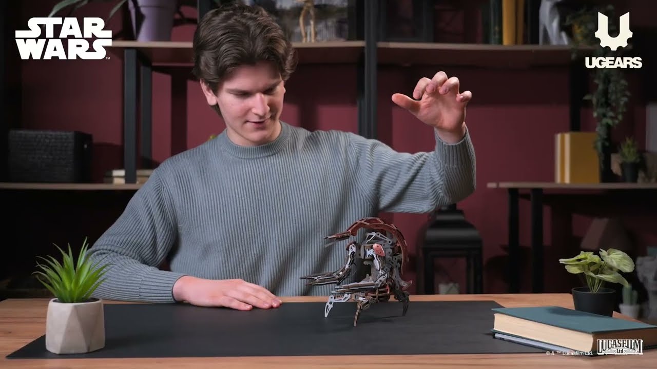 Ugears 3D dřevěná mechanická skládačka Star Wars Droideka