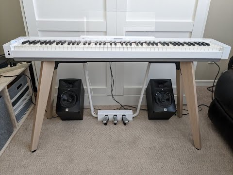 Casio PX-S7000 - Yamaha Grand Piano Sound Demo - Christmas song by Tim Praskins - AZ Piano Wholesale