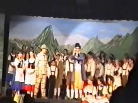 download lagu mp3 mp4 The Bird Seller Operetta, download lagu The Bird Seller Operetta gratis, unduh video klip The Bird Seller Operetta