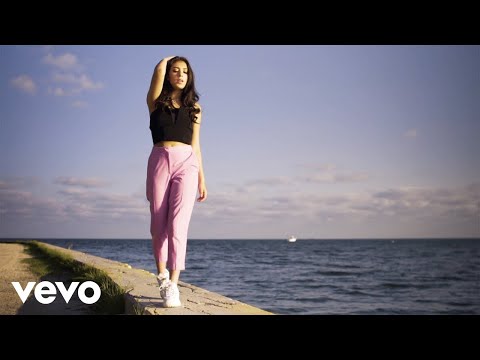 Giselle Torres - 17 (Official Video)