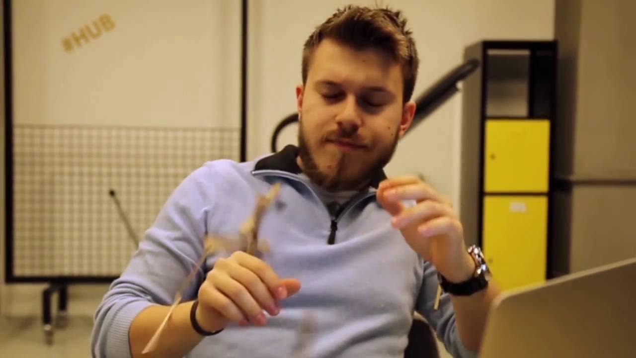 Çöpünü Çöpe At, Karizmana Sahip Çık