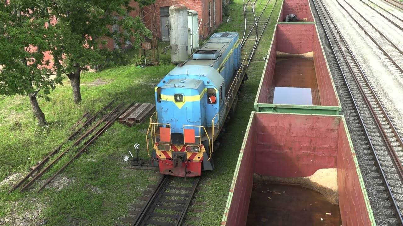Тепловоз ТЭМ18-054 на ст. Валга / TEM18-054 at Valga station