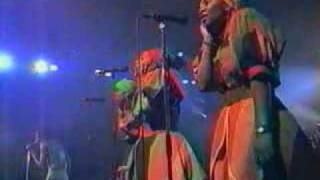 lucky dube born to suffer live