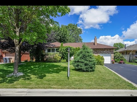 449 Chantenay Drive Mississauga