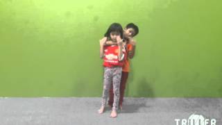 Main Title and the Attack on the Jakku Village - John Williams