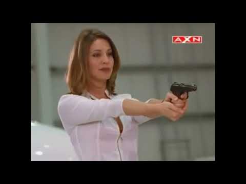 Catfight and KO - VIP Pamela Anderson KOs Villainess with gun in comical fashion