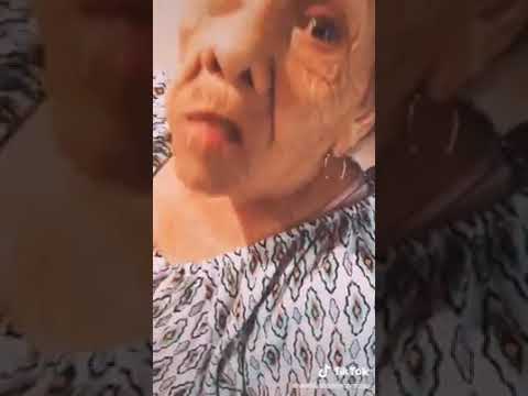 Manena quiere coca // la abuelita y la Coca Cola