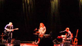 Low - Just Make It Stop @live in Rome