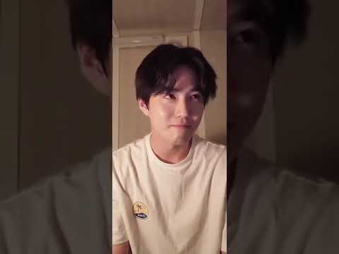 EXO's Suho Sending Message To Fans In English