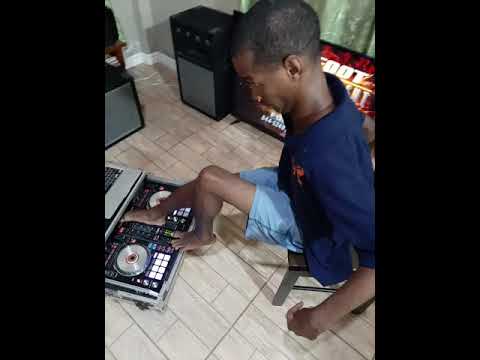 DJ FOOT  SUNDAY LOCK DOWN PT     01