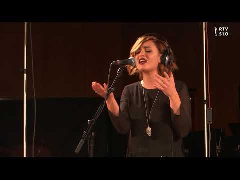 Saška - Še kar lovim tvoj nasmeh [Živooke]