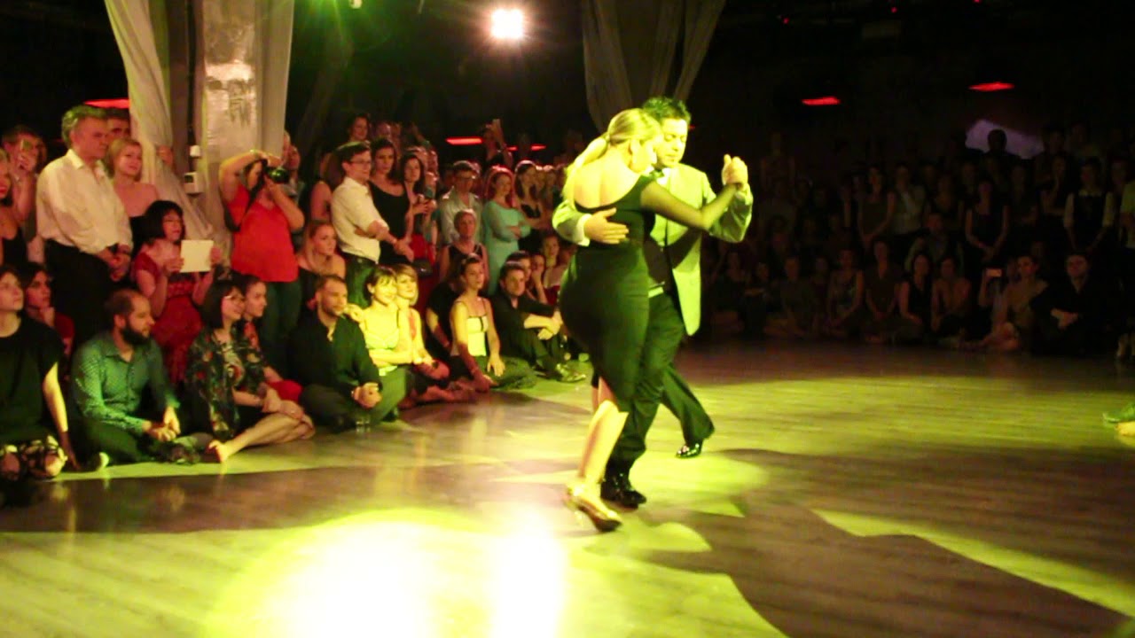 Video thumbnail for Carlitos & Noelia - 2