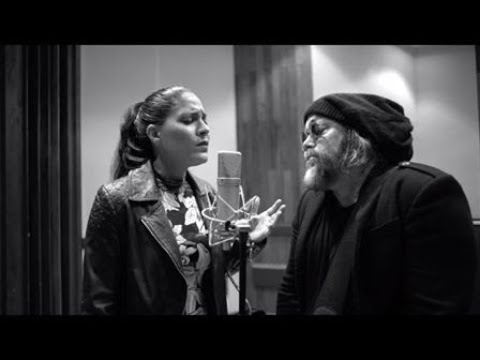 Haydée Milanés feat. Carlos Varela - Los días de gloria (Video Studio)