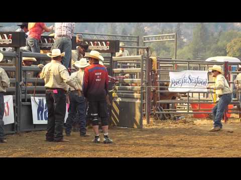 Cauy Jackson @ Seven Feathers Rodeo