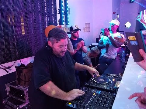 Hixxy with MC's Whizzkid, Static & MC B LIVE Raveland @ Emporium (Coalville, UK)