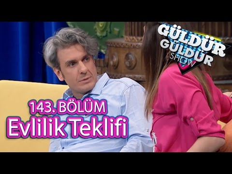 Güldür Güldür Show 143. Bölüm, Evlilik Teklifi Skeci