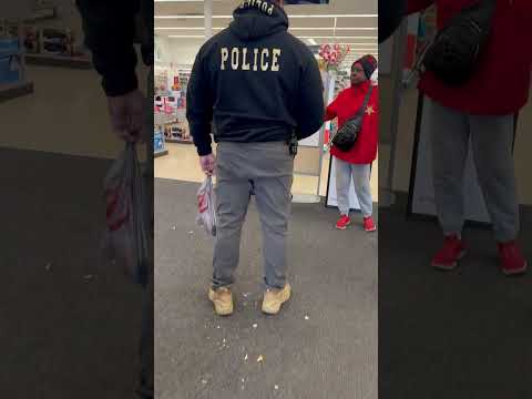 Police officer’s lacking situational awareness gets gun snatched…almost.