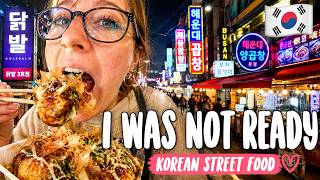 Trying Korean street food for the first time! 🇰🇷