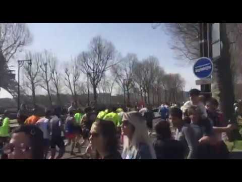 Paris Marathon 2018 supporters