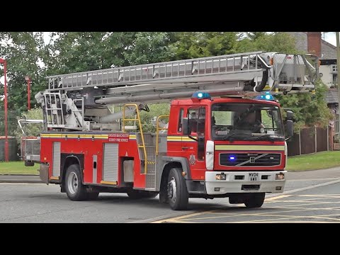 *TWO TONES* Leigh Hydraulic Platform Turnout - Greater Manchester Fire & Rescue Service