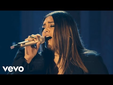 Yuridia - Respóndeme Tú (Primera Fila) (En Vivo) ft. Pepe Aguilar