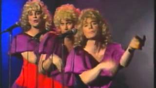 Trio Kikan siskot -Parrua hanuriin Trio Kikan siskot -Parrua hanuriin
