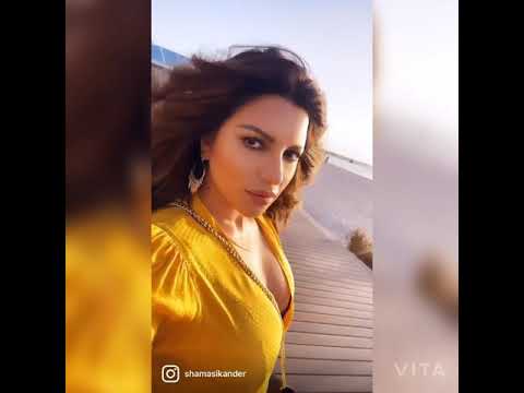 Shama Sikander || Beach View || Amazing Short Video