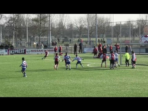 RKAVV E - OLIVEO E selectie 9x9 jeugdvoetbal