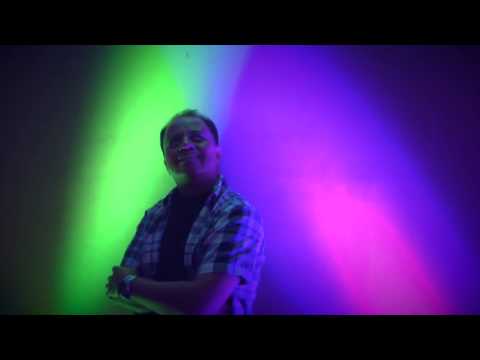 Me Paro en La Brecha-Adilson Caceres-Video Oficial