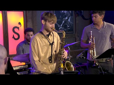 Mogi Taylor Sextet - If Ever I Would Leave You