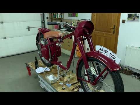 Renovace Jawa 250 Pérák r.v.1953