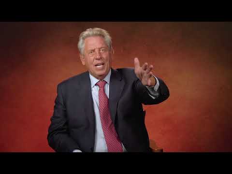 Minute With Maxwell: It’s Better to Give - John Maxwell Team
