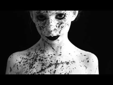 06. Xavibo - Quiéreme de lejos (Videoclip) [CHROMATIC]