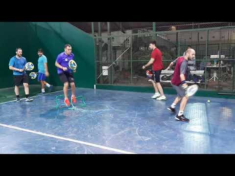 R.P ejercicios de tren inferior en padel