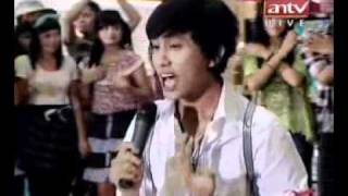 Download lagu Zeffan - Mengajak Pacaran (Mantap show).wmv mp3