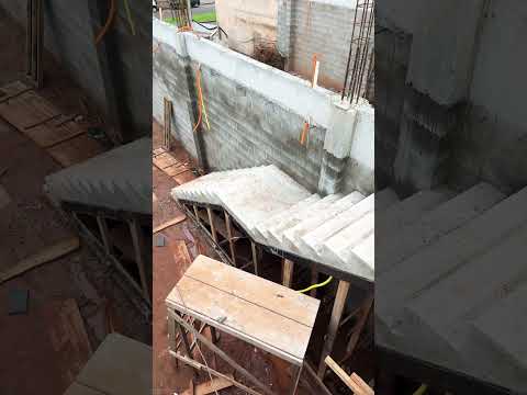 Olha a qualidade da escada EQUIPE REI DO BLOCO UMUARAMA PR