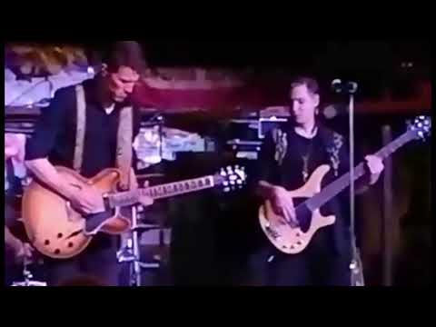 Cagey Strings 2020 im Rattlesnake - Lay Down Sally