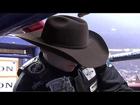 Cory Melton vs Rena's Pet - 06 PBR Finals (86.75 pts)