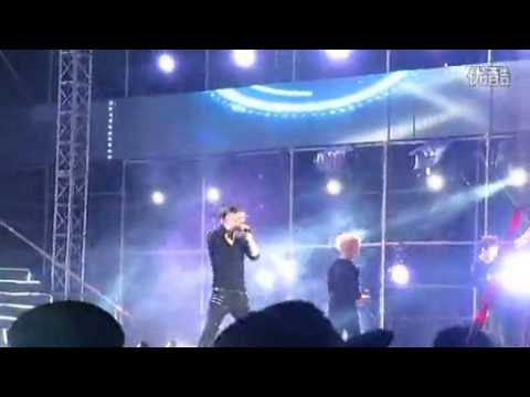 140301 'IT'S MY PARTY' in Nanning - 2PM Hands Up Cam 2