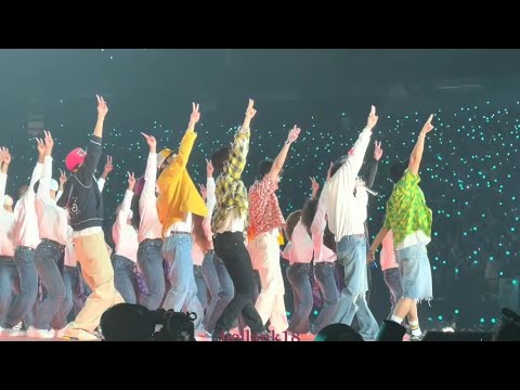 220415 PERMISSION TO DANCE fancam 방탄소년단 BTS PTD on stage Las Vegas Day 3