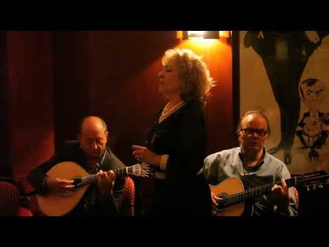 Miraldina do Carmo, "Fado Esmeraldinha" - "Julguei endoidecer"