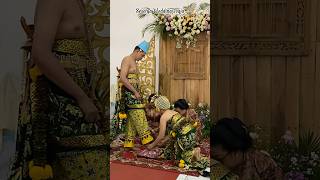 Download lagu Upacara Adat & Gending Termahal Pernikahan Jawa - Paes Solo Basahan #pengantinjawa #paespengantin mp3 Download lagu Upacara Adat & Gending Termahal Pernikahan Jawa - Paes Solo Basahan #pengantinjawa #paespengantin mp3