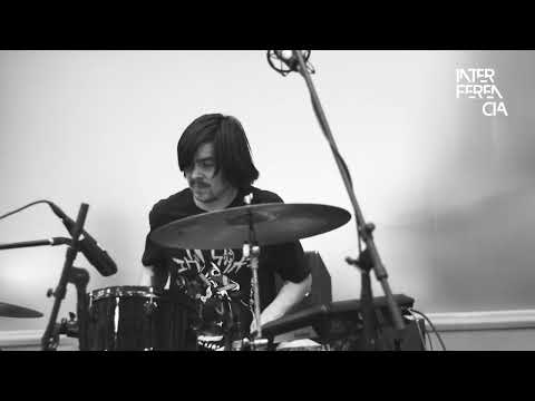 Los Animales También Se Suicidan - Atormentado | Baja Interferencia