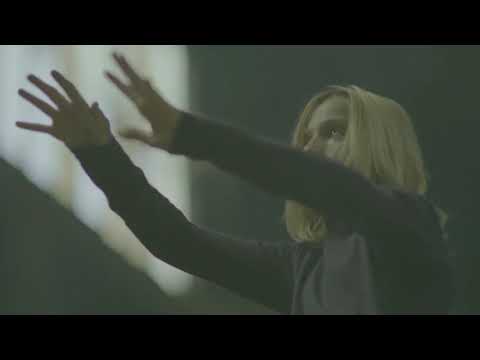 M83 vs Men at work   City down under