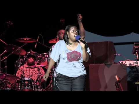 Sol Fusion Live Performance - Donna-Aretha-Whitney