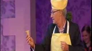 Paul O'Grady & Julian Clary - Ice-cream throwing